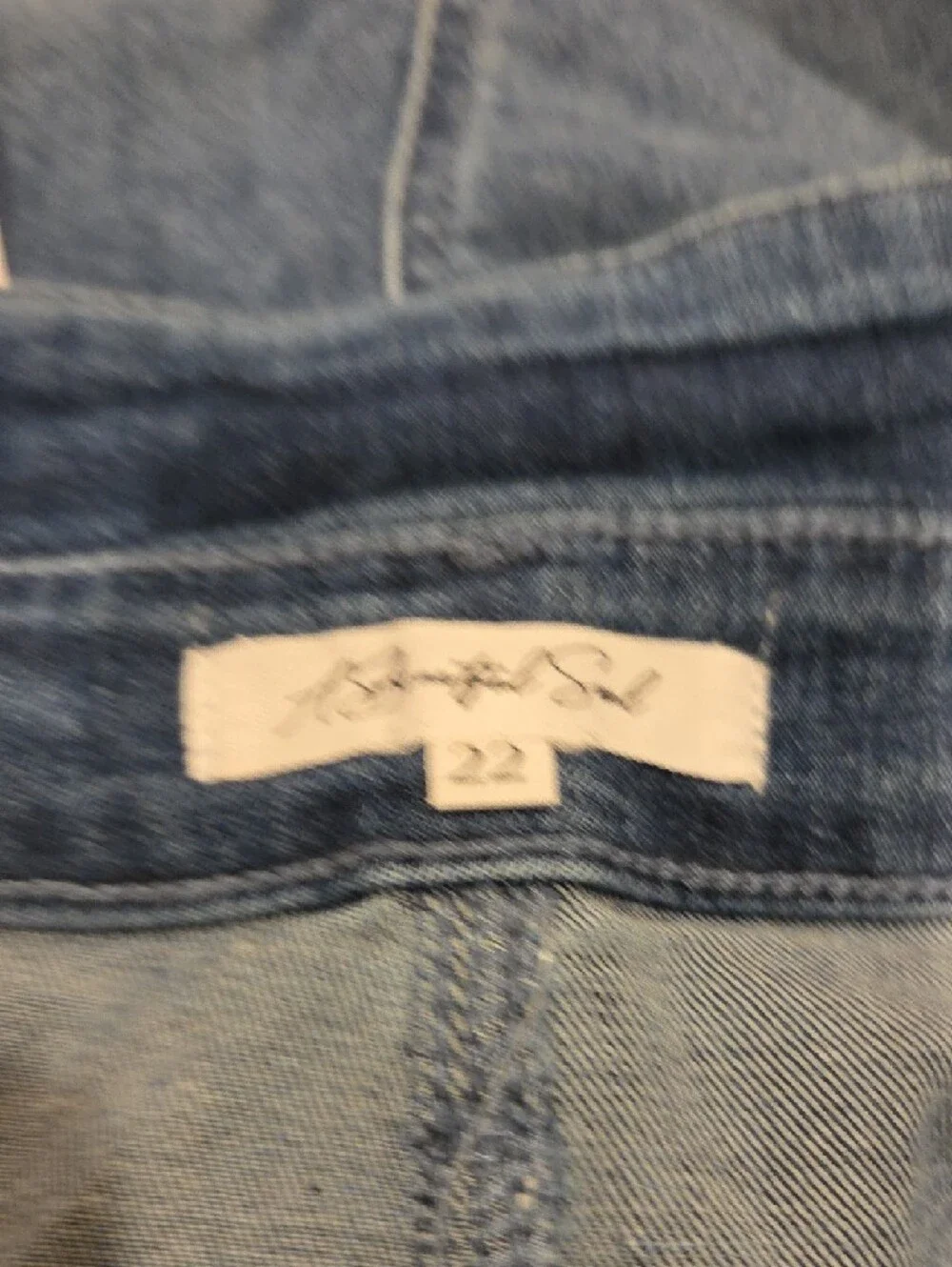 ARULA Women’s Denim Cargo Shorts - Blue Wash - Picture 3 of 3